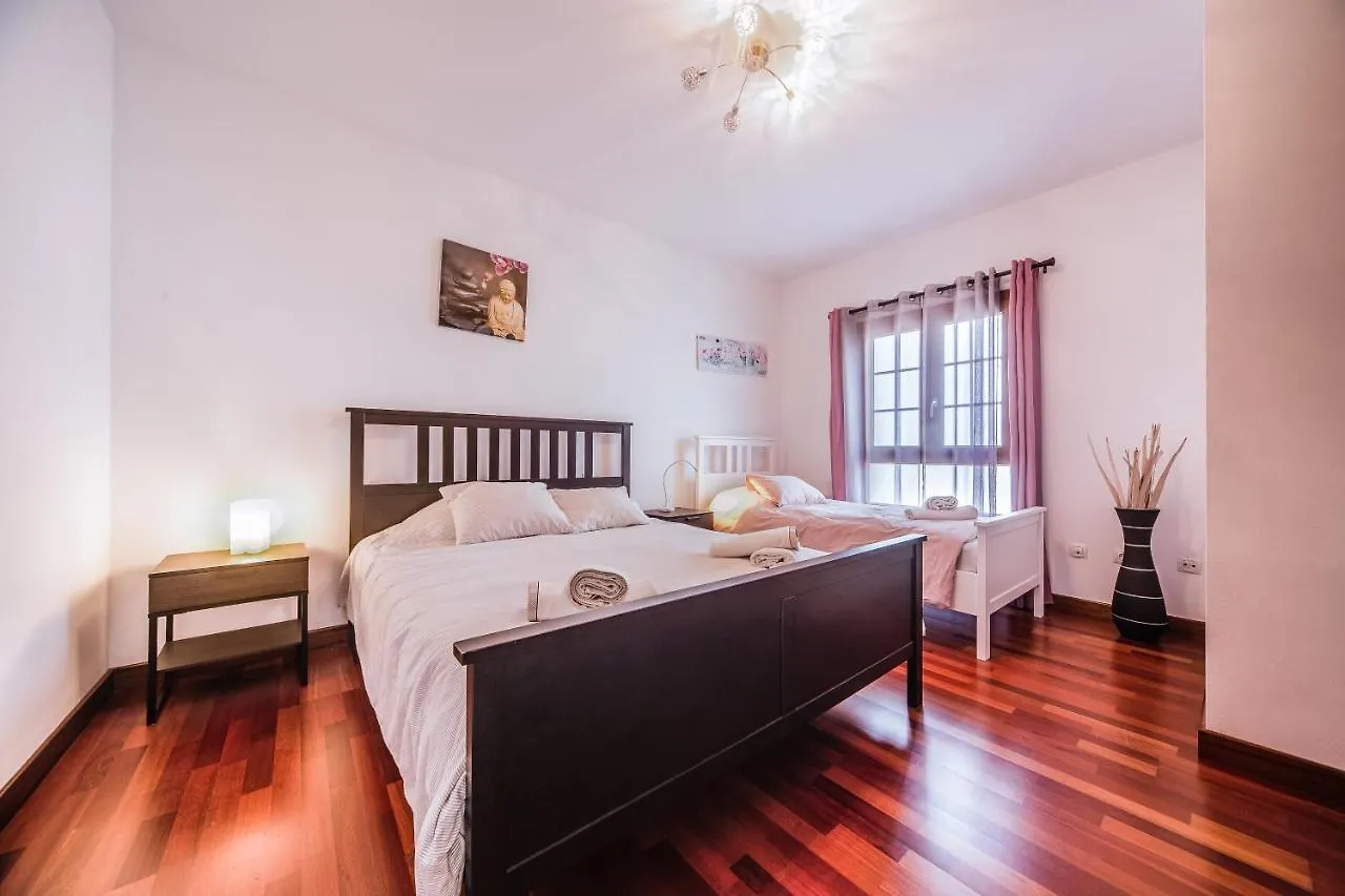 Tilley. Private Villa Costa Teguise Ισπανία